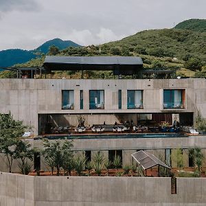 Flavia Hotel